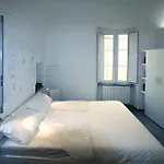 G30 Finalborgo Lodging'n Bike Box