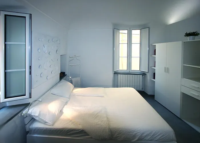 G30 Finalborgo Lodging'N Bike Box