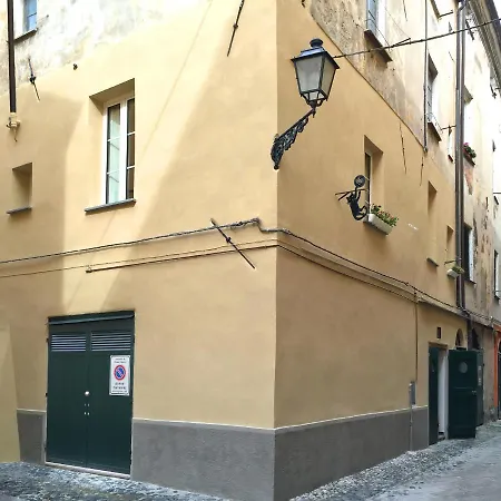 G30 Finalborgo Lodging'N Bike Box Finale Ligure