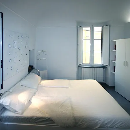 G30 Finalborgo Lodging'N Bike Box