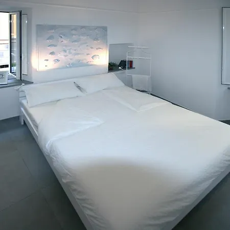 Nyaraló G30 Finalborgo Lodging'n Bike Box *